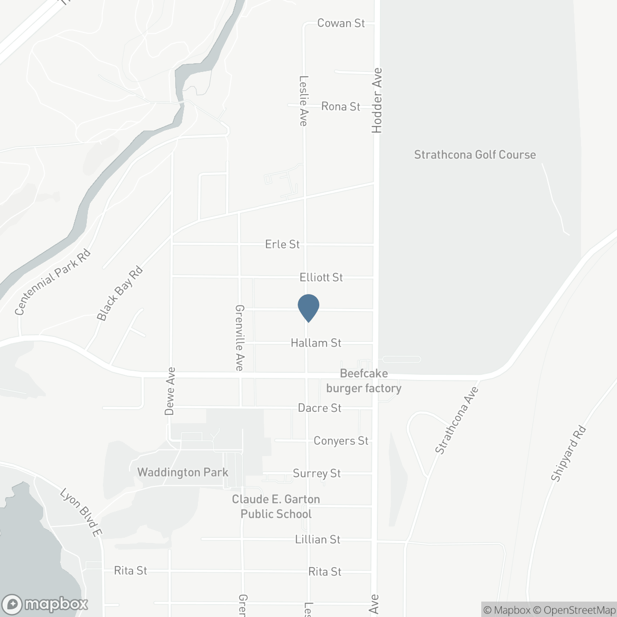 562 LESLIE AVENUE, Thunder Bay, Ontario P7A 1Z3